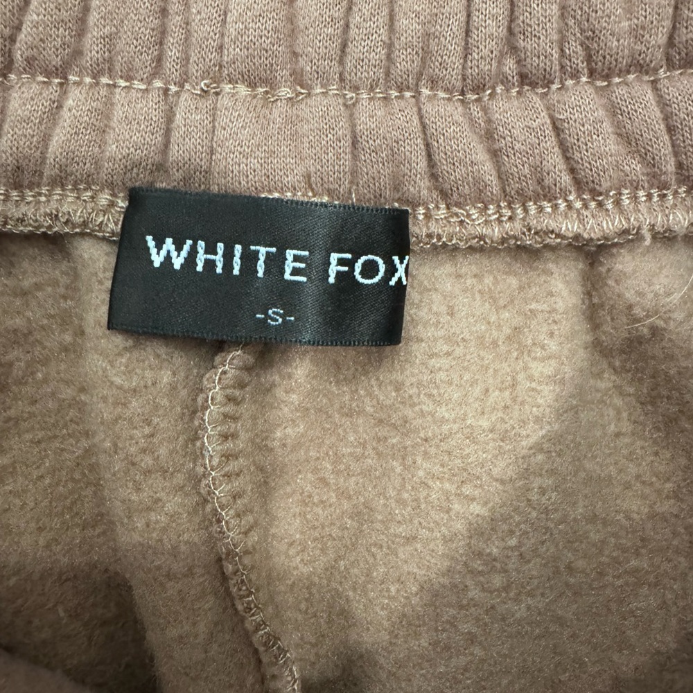 White Fox Boutique Women's Lounge Sweat Shorts Size Small‎ Brown - Picture 4 of 4